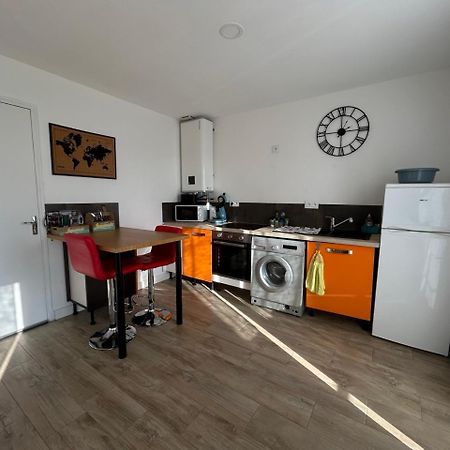 נרבון Appartement Les Voyages De Romane מראה חיצוני תמונה